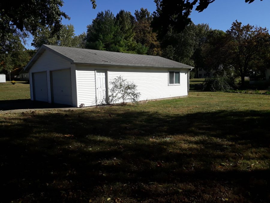 266 E Elm St Garage