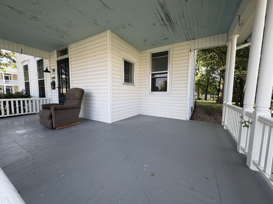 Keebler exterior 5